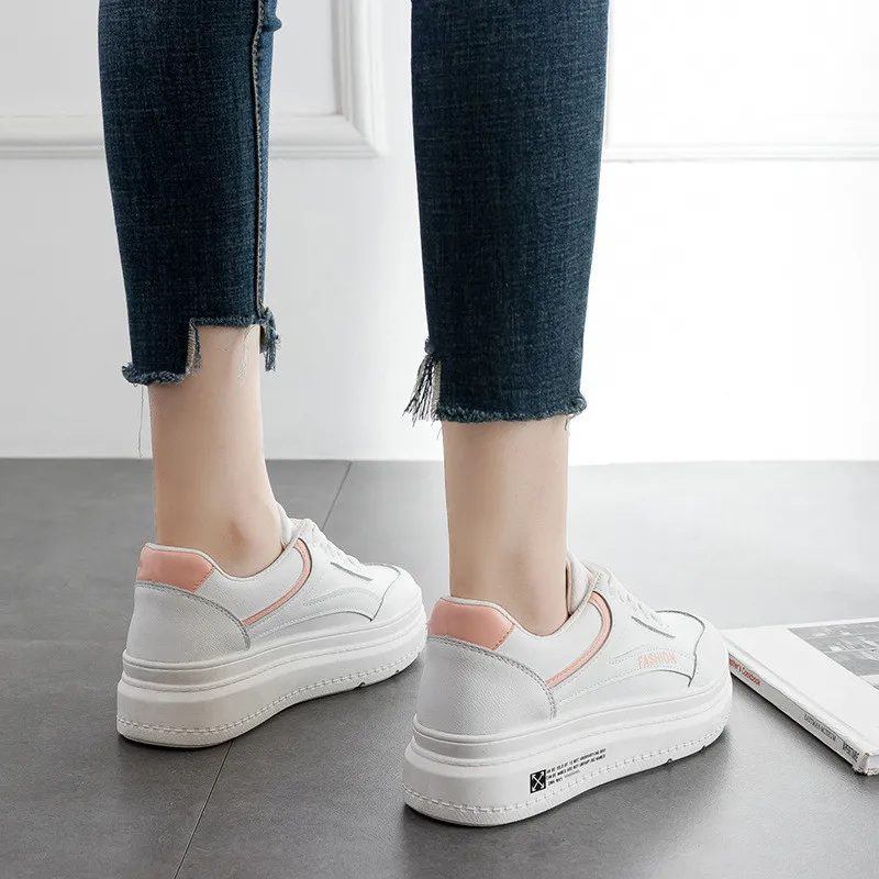 Весенняя дышащая маленькая белая Женская Базовая обувь для бега на толстой подошве для отдыха