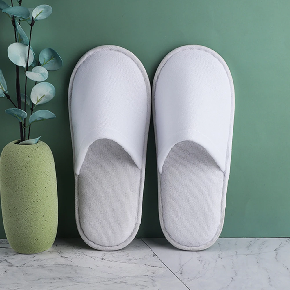 Custom Logo Disposable Closed Toe Hotel Indoor Guest Slippers Unisex Plain White Spa Slipper Shoes for Men and Women