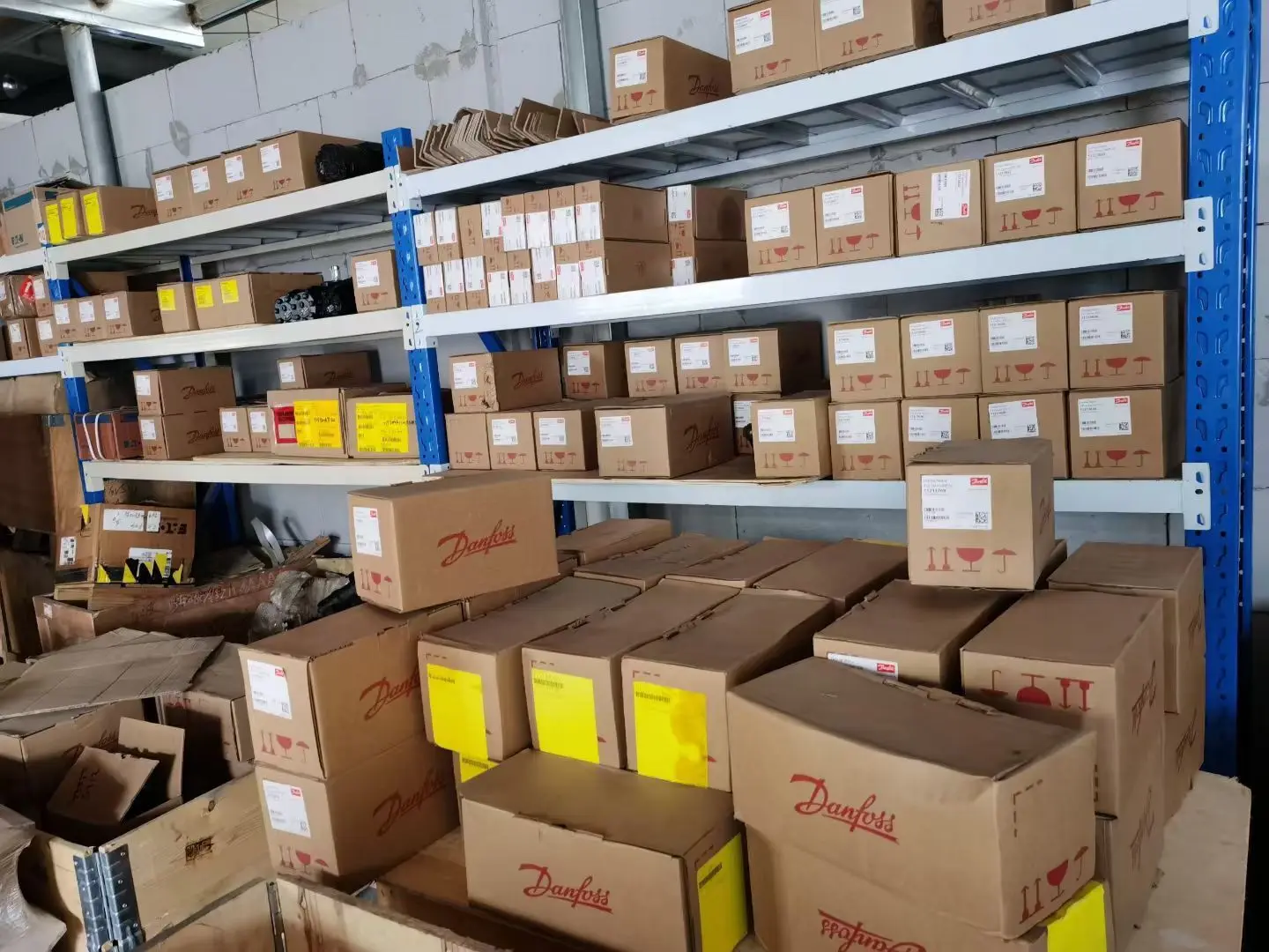 157B2190 PVLP 63 SHOCK valve -190 BAR original Sauer  Comatrol in stock