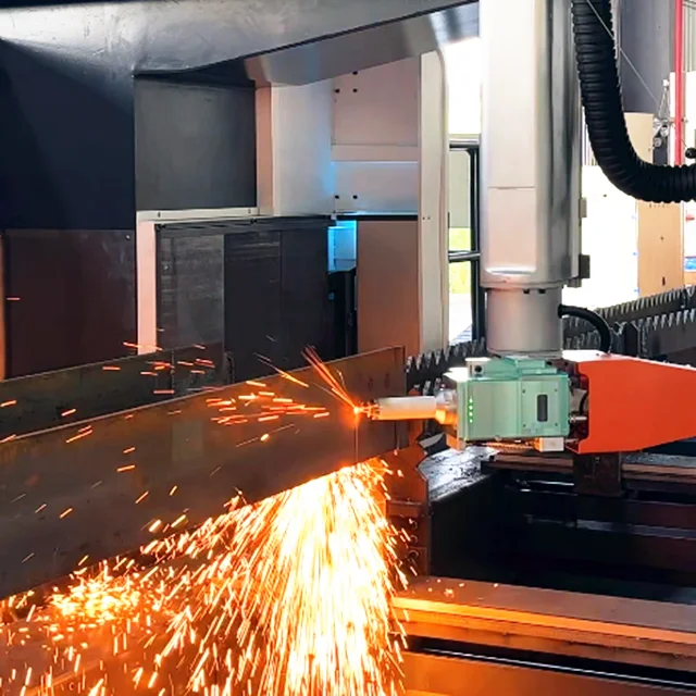 Multifunctional Fiber Laser Cutting Machine Tube Laser Is Used To Cut Metal Pipes And Plates Iron Pipe Laser Cutting Machine
