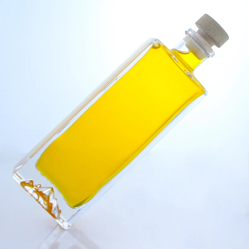 wholesale best selling  750ml clear glass bottle spirit liquor vodka  brandy tequila rum gin with cap