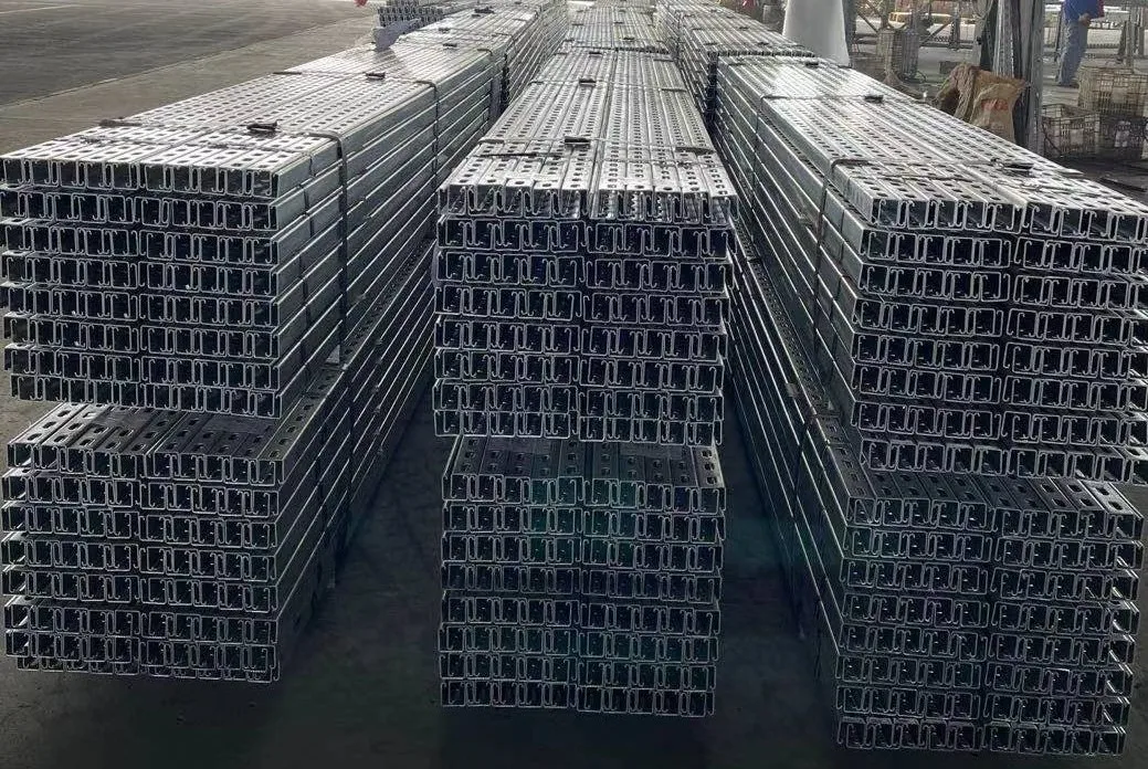 Стойка 41x41X2.5 горячеоцинкованная U-профиль сейсмическая Скоба/сейсмический