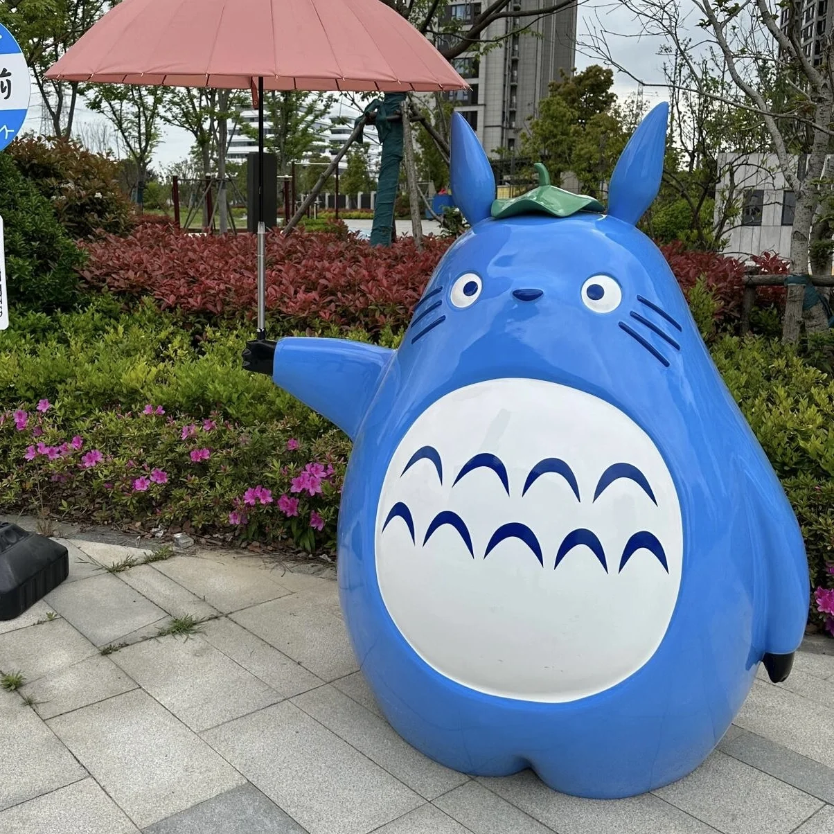 Hot selling resin animal sculptures custom cartoon cats 1:1 simulation animals