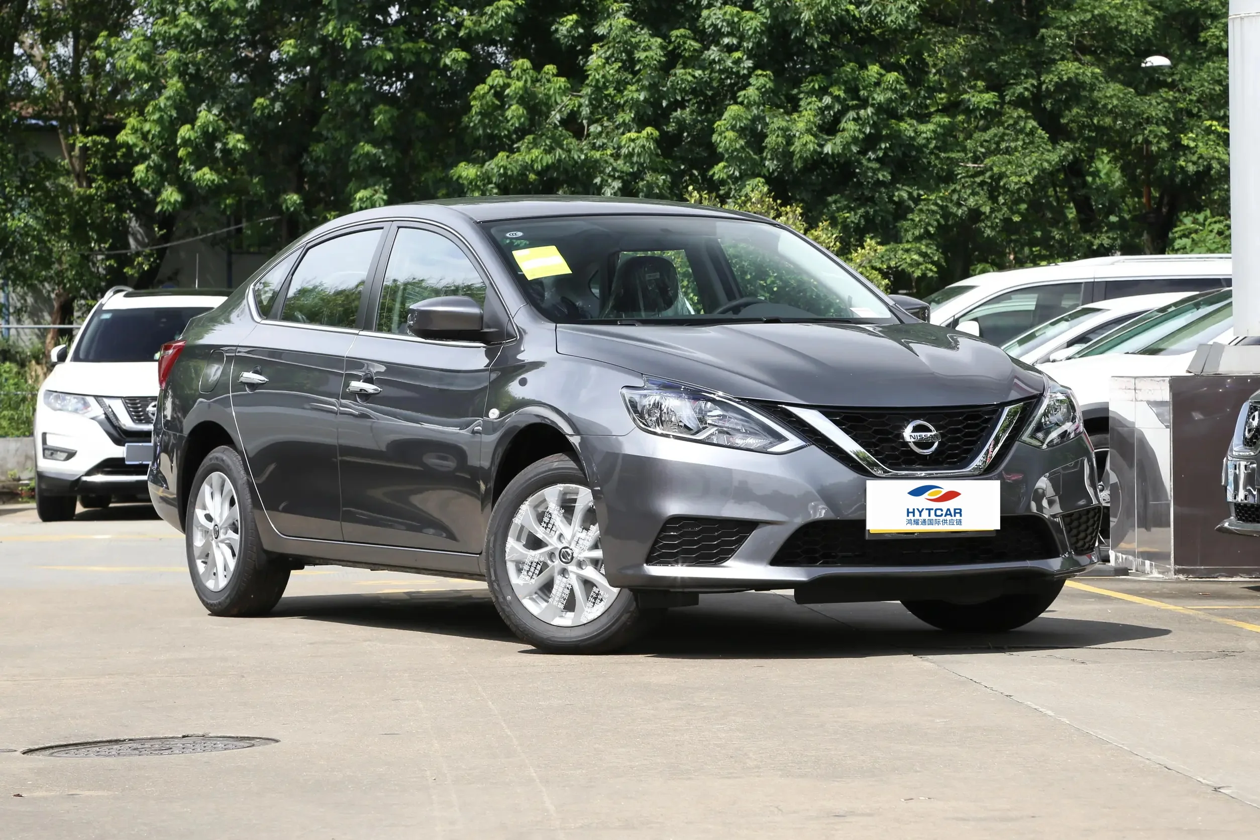 Best Selling Nissan Sylphy 1.6L AWD Drive High-End Turbo Automatic Gearbox Light Leather Seats R16 Spacious Gasoline Left