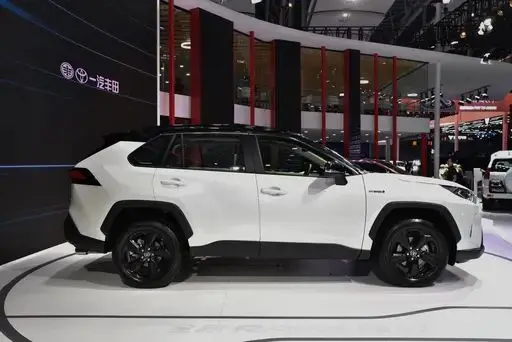Высококачественные новые автомобили Toyota RAV4 4-цилиндровый 171hp Большой Космический 1-25000 пробег безнаддувный двигатель