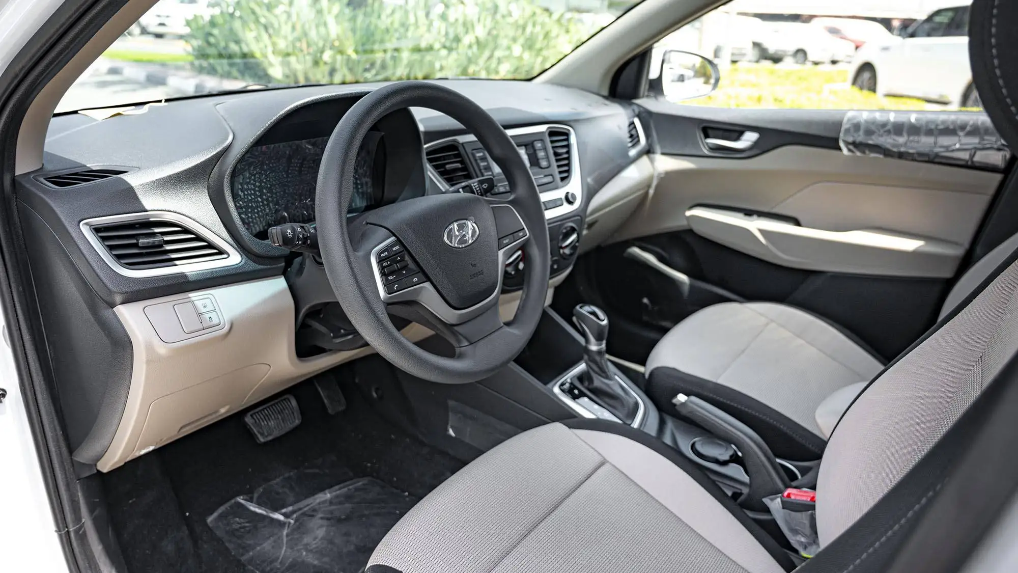 Недорогая шина Hyundai Accent 1 4 P готова к отправке