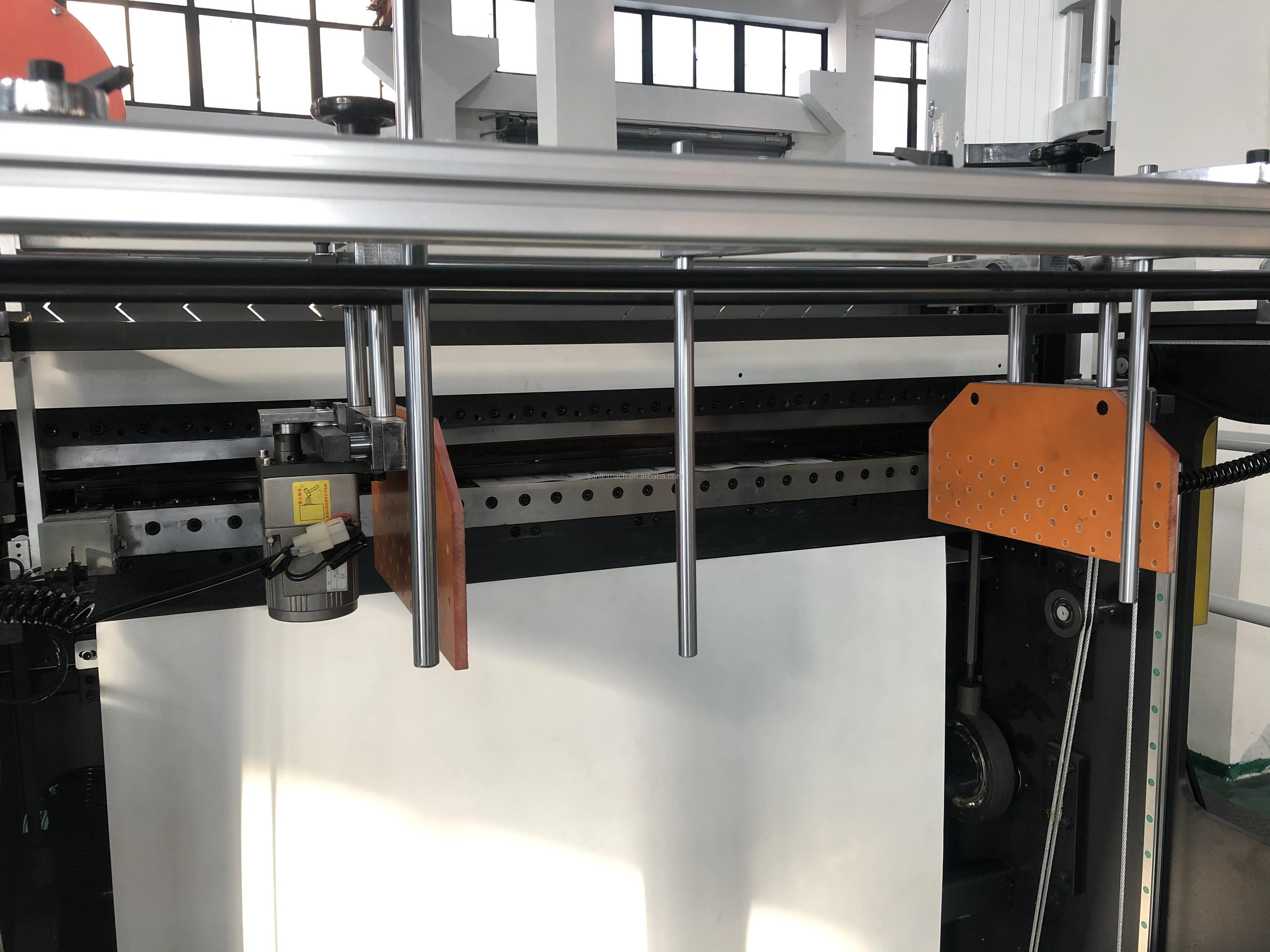 Customizable paper processing machinery unwinding diameter 1500mm100-160/min paper slitting machine