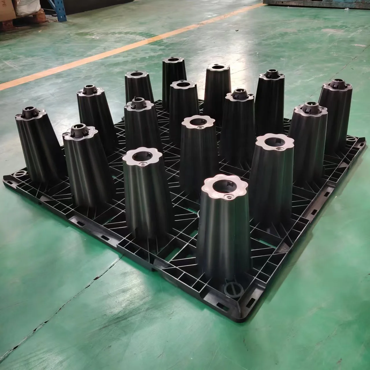 Landscaping garden rainfall collection geocellular modular detention attenuation tank under vehicle driveway and car parking lot