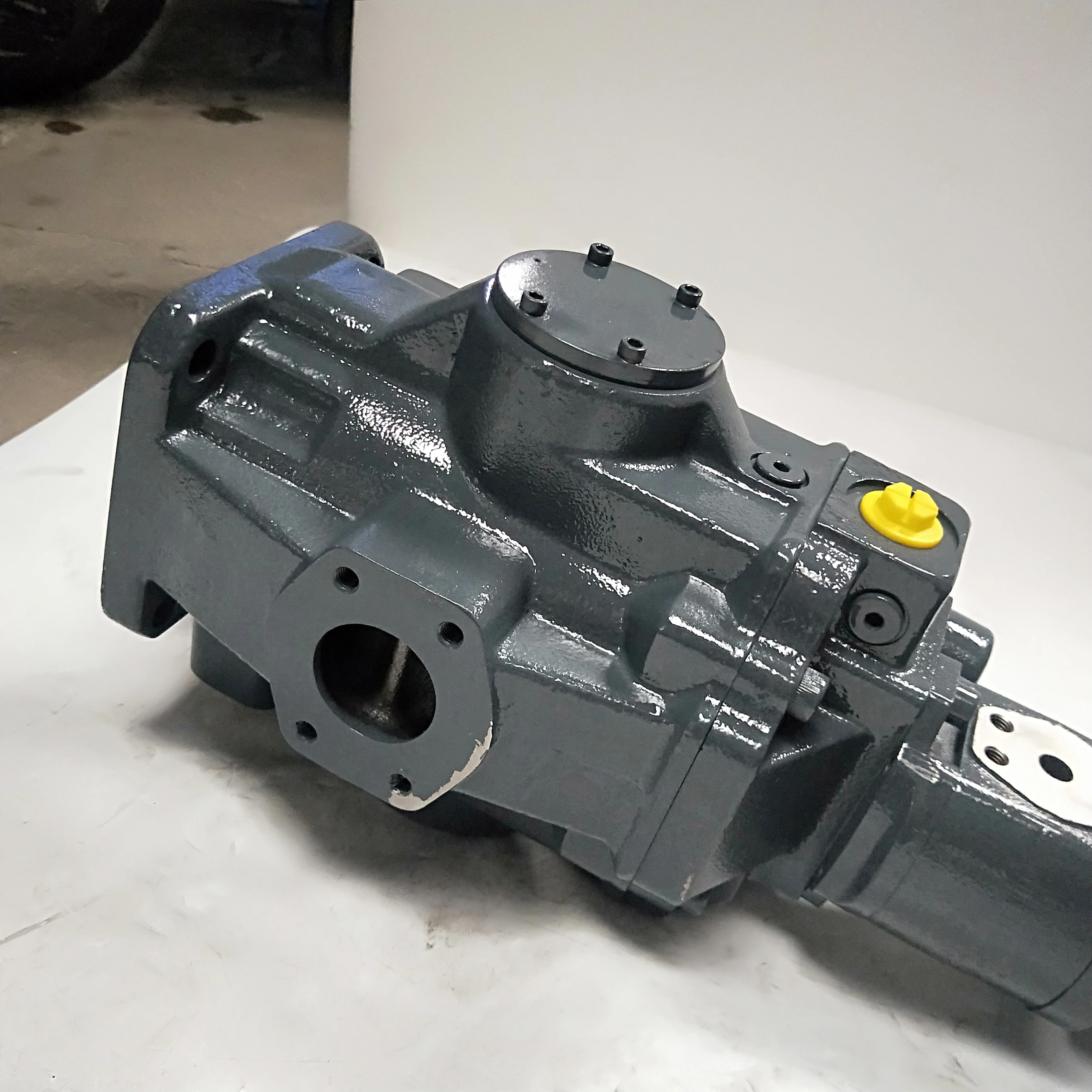 UCHIDA A10VD43SR гидравлический насос REXROTH A10VD43 A10VD43SR1RS5-944 A10VD43SR1RS5-988 A10VD43SR1RS5 экскаватор