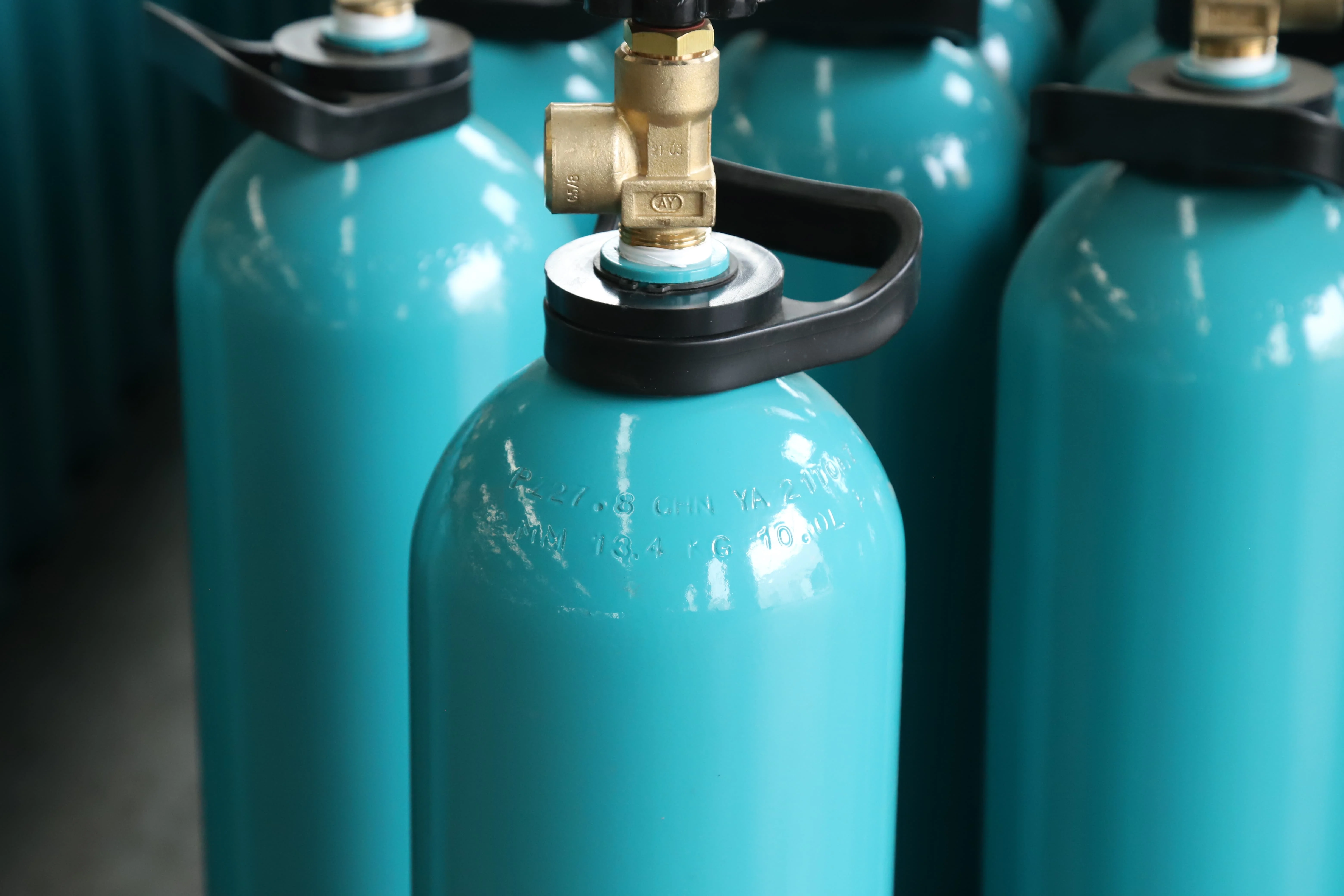 175L 195L 210L Large Capacity Cryogenic Liquid Co2 Storage Tank For Gas Cylinder Filling