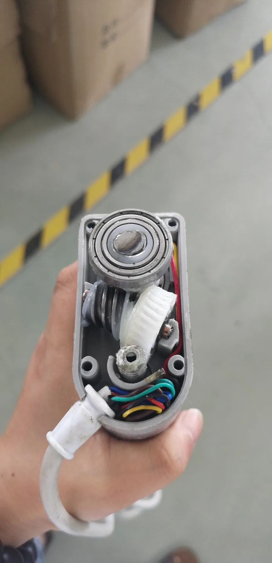 JS35H04 2000N maximum load telescopic actuator for machine instrument TV shutter louver 12v/24v DC mini size linear actuator