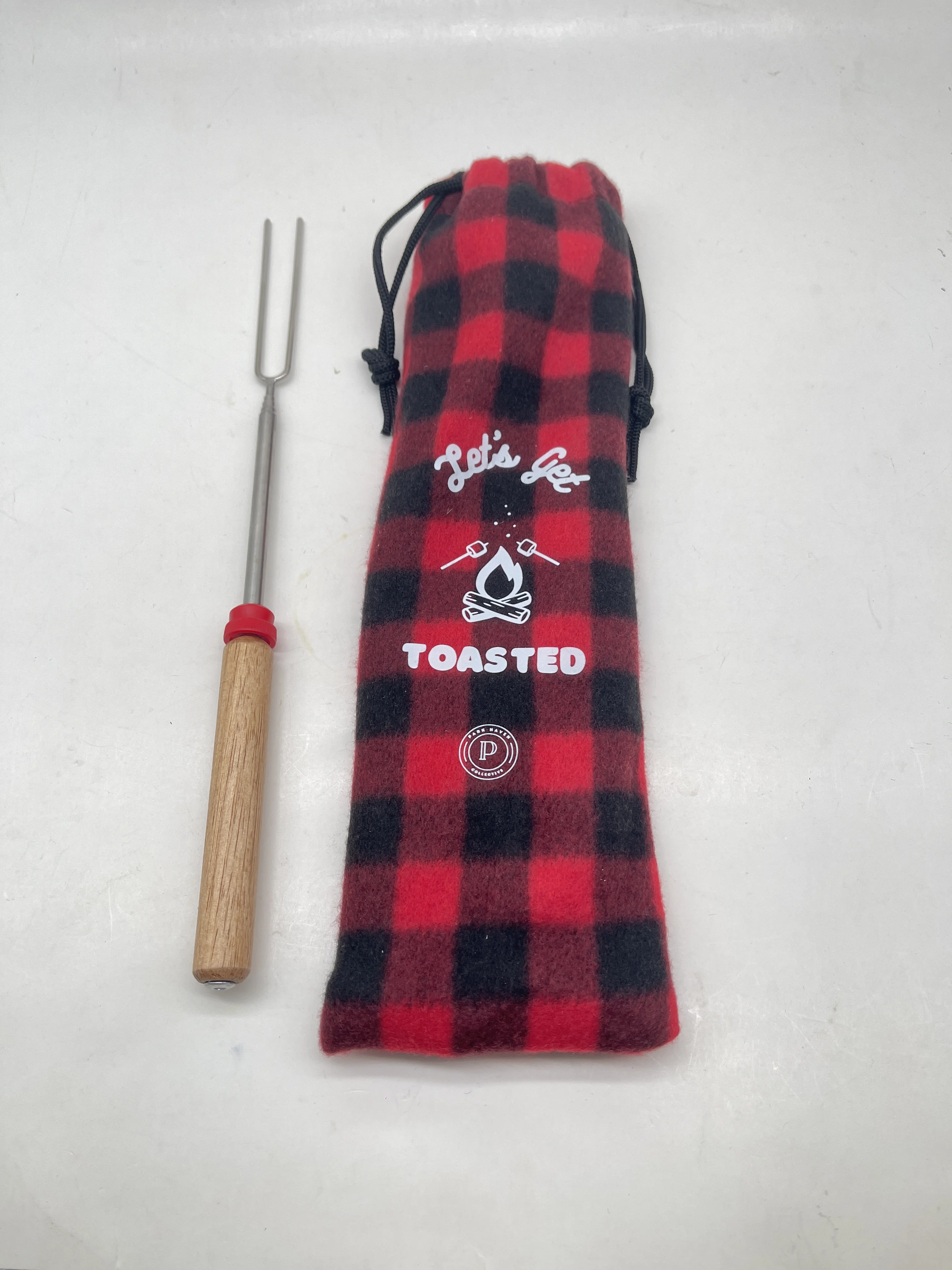 Custom High quality beech wood Factory Telescopic BBQ Fork Marshmallow Roasting Sticks Smores Sticks With Wooden Handle