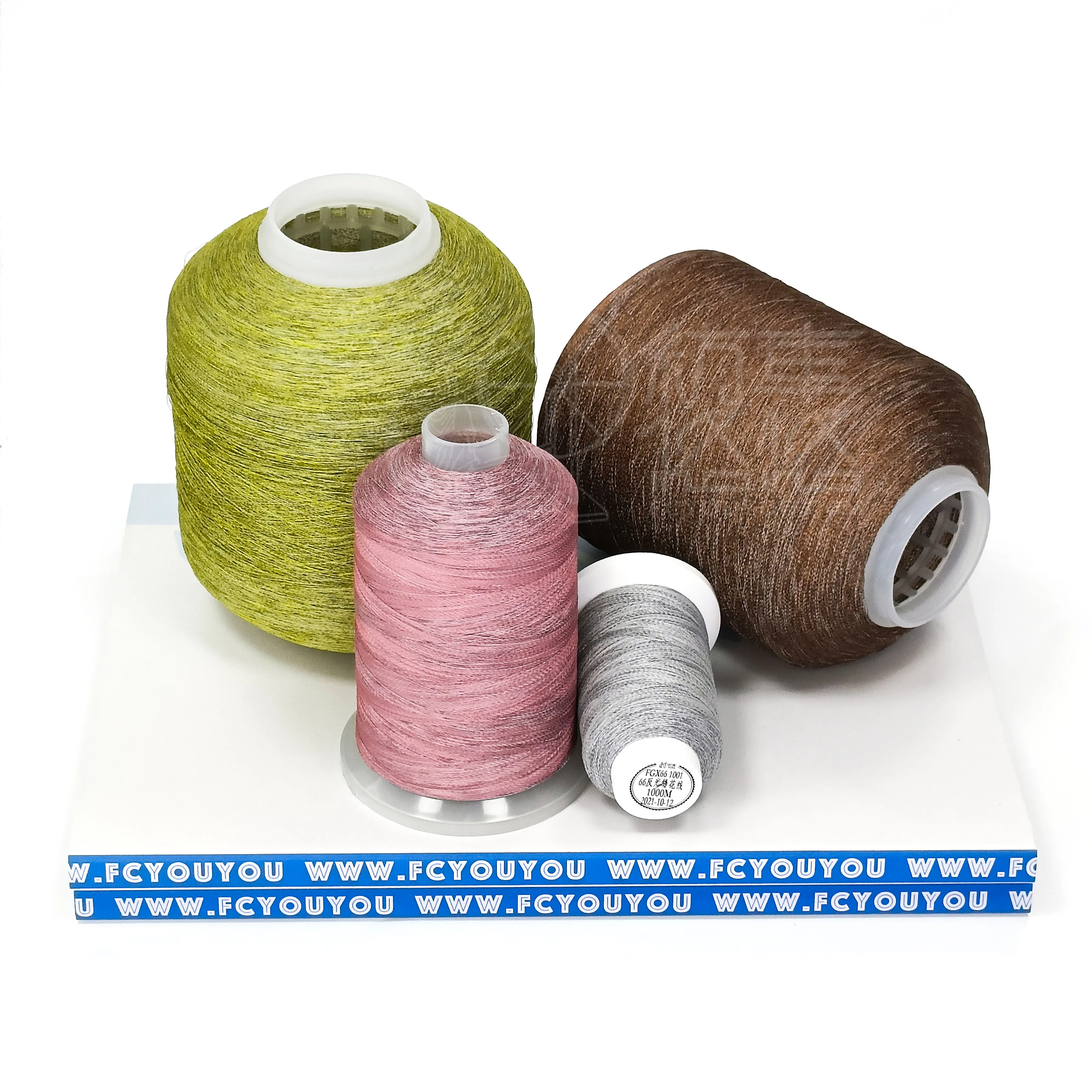 reflective knitting reflective yarn reflective yarn  weaving yarn for T-shirt Jacquard fabric Jacquard socks trade mark