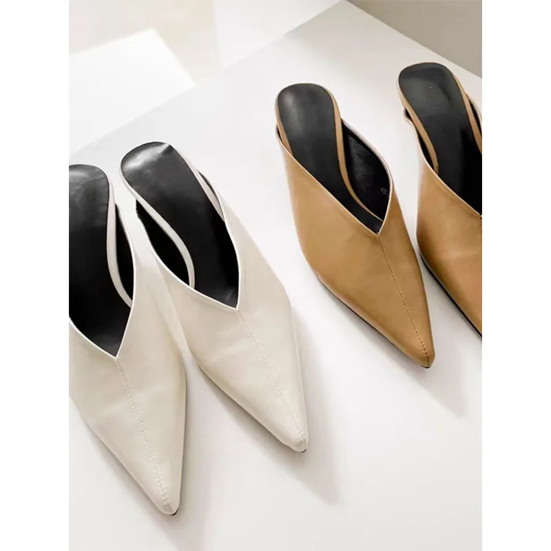 Fashion Custom Summer Black Kitten Heels Slipper Women Slip on Shoes Pointed Toe Black Patent Leather Mules for Women