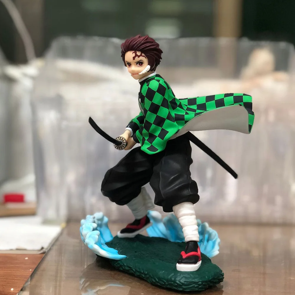 
20cm Anime Figures Toys Clay Blind Box Blade Kazuma Tanjiro Nizu Inosuke My Wife Zenitsu With Base PVC 