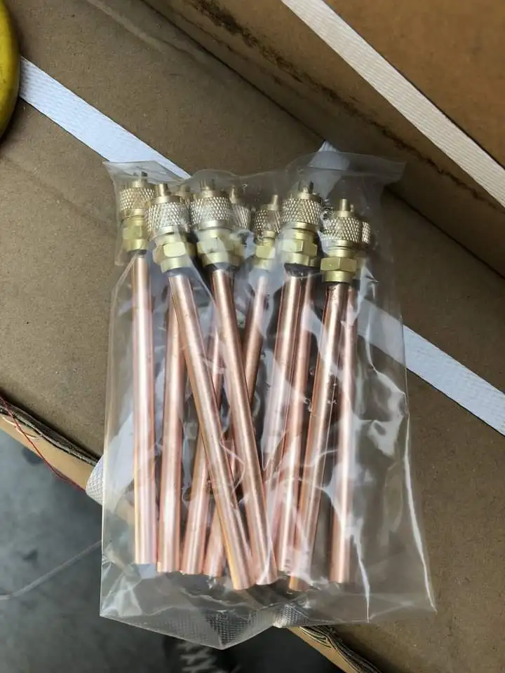 Capillary tube with nuts 1/4 inch 1m