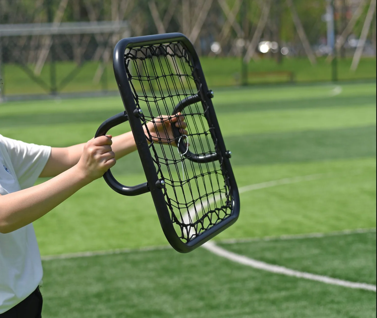 High Quality Hand-Held football Rebound Net Training Equipment Customizable by China Manufacturers Field Equipment