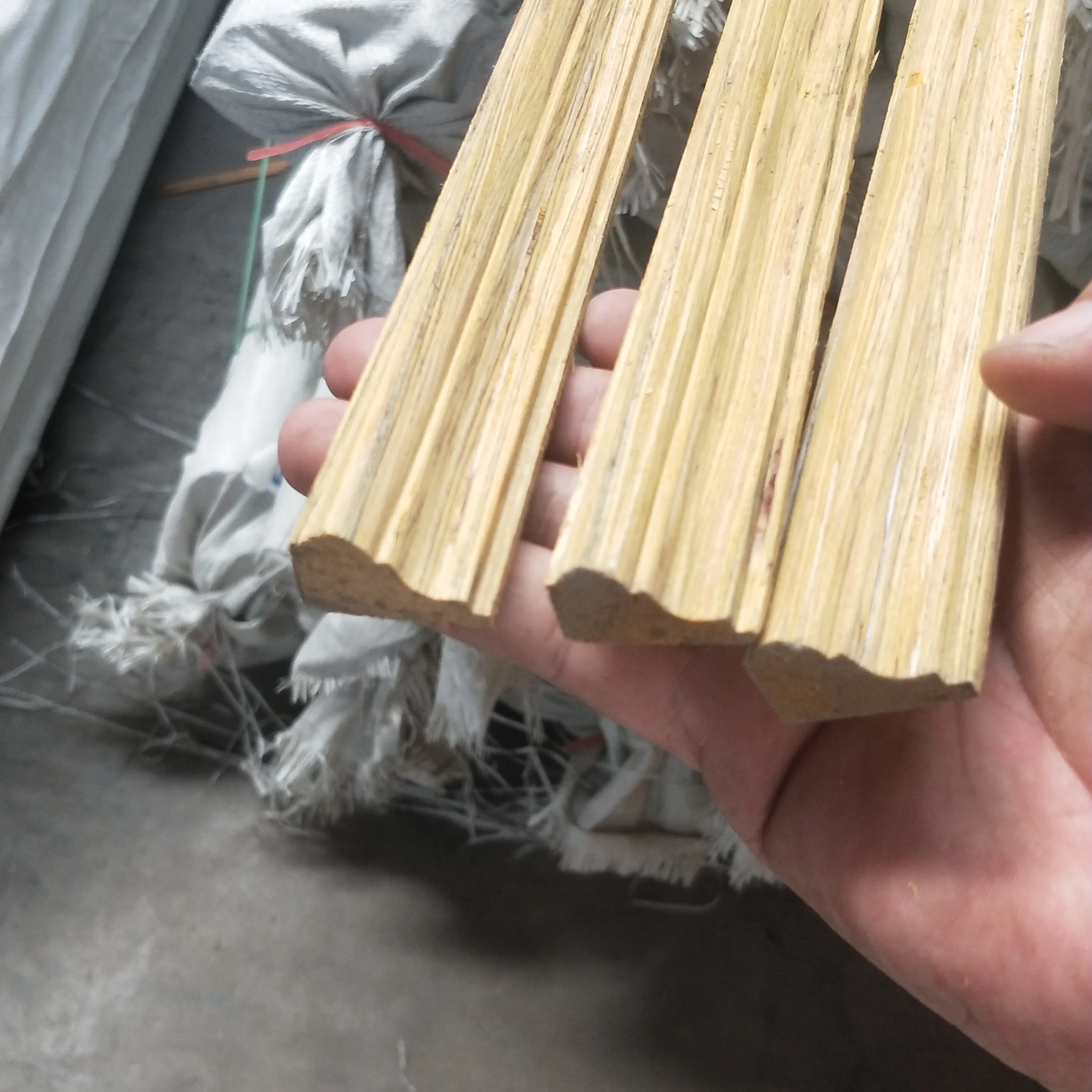 exterior moulding/ceiling cornice moulding/teak wood window design