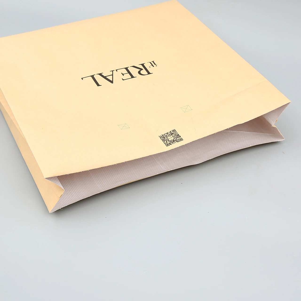 Custom Eco Friendly Recycle Reusable fashion clothes shopping bags Shopper Packaging PP Laminated recycled pp woven bag