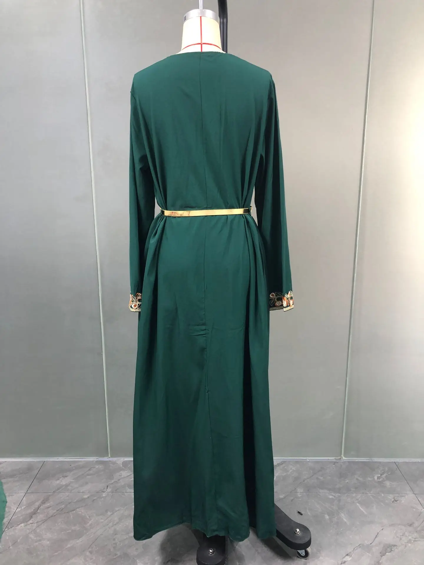 Hot selling 2023 chiffon Eid beaded belt fashion middle east chiffon abaya long muslim chiffon dress