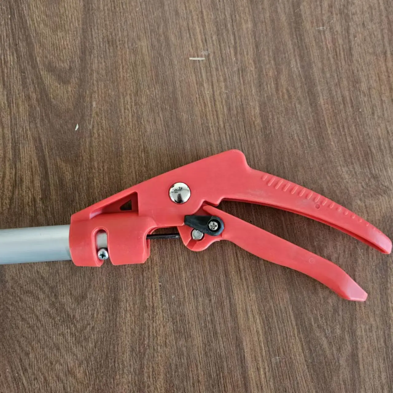 no harm to snake  gentle Snake Tong Reptile Grabber Rattle Snake Catcher Wide Jaw Handling Tool with Lock