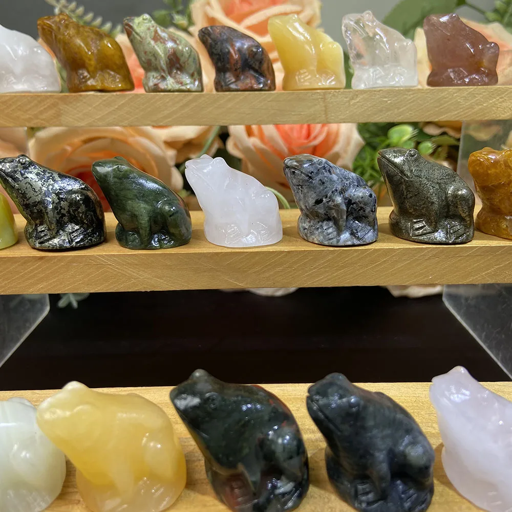 Natural Crystal Carvings 3cm Mini Frog Crafts Mix Material Crystal Healing Gifts