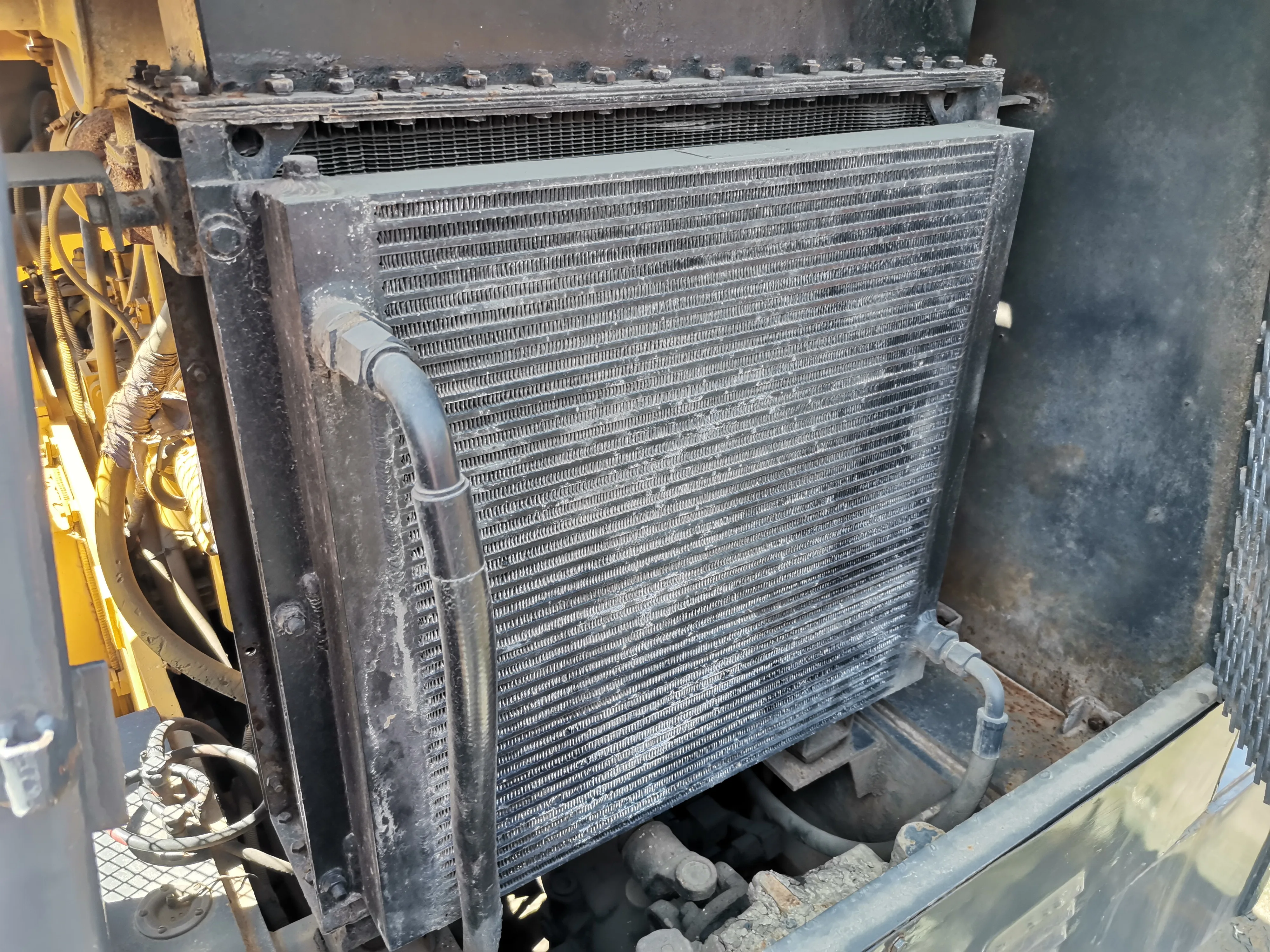 Б/у дорожный каток XUGONG XS223J XP303S X5262J