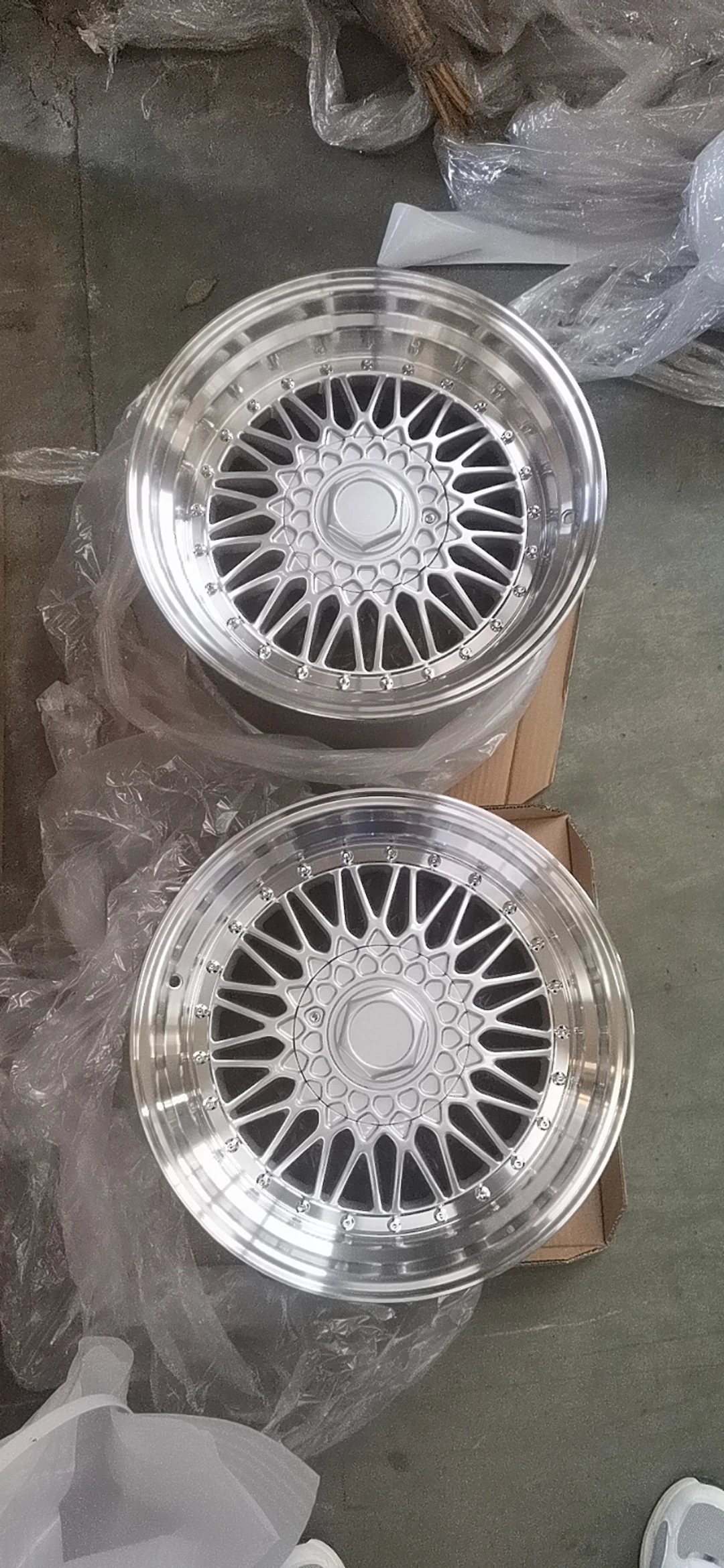 Full Size For BBS FI-R RS Chinese Manufacturer Wholesale 15 16 17 18 19 Inch Passenger Car Alloy Wheels Rims For BBS Jerry Huang