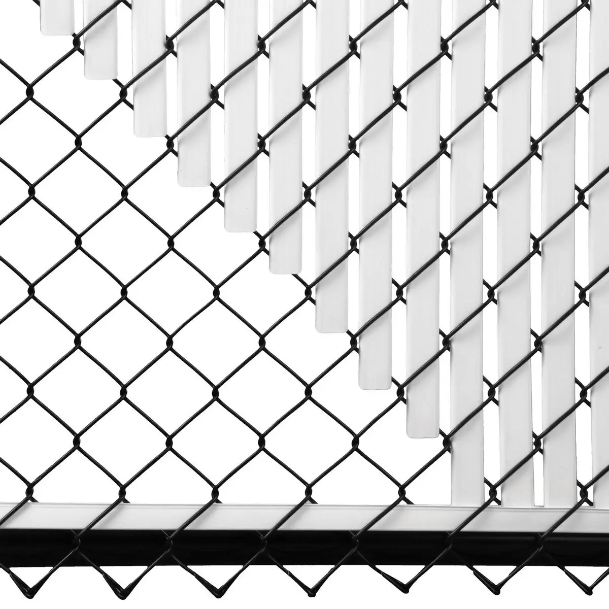 Privacy Chain Link Fence with PVC Tape Noodle Link Polyethylene Slats Visual Blockage Privacy Fence with Metal Frame