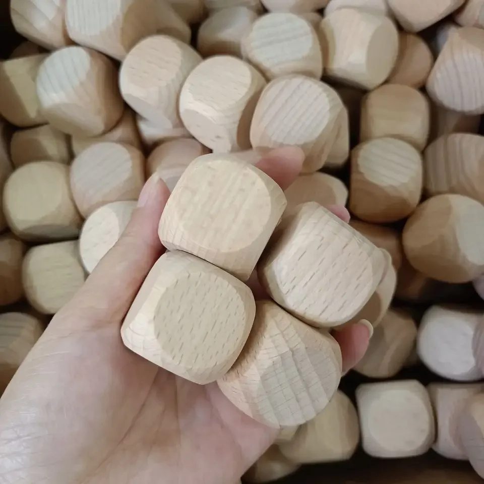 Manufacturers custom for wooden dice Creative text pattern printed engraved colorful dice party game wooden toys for children