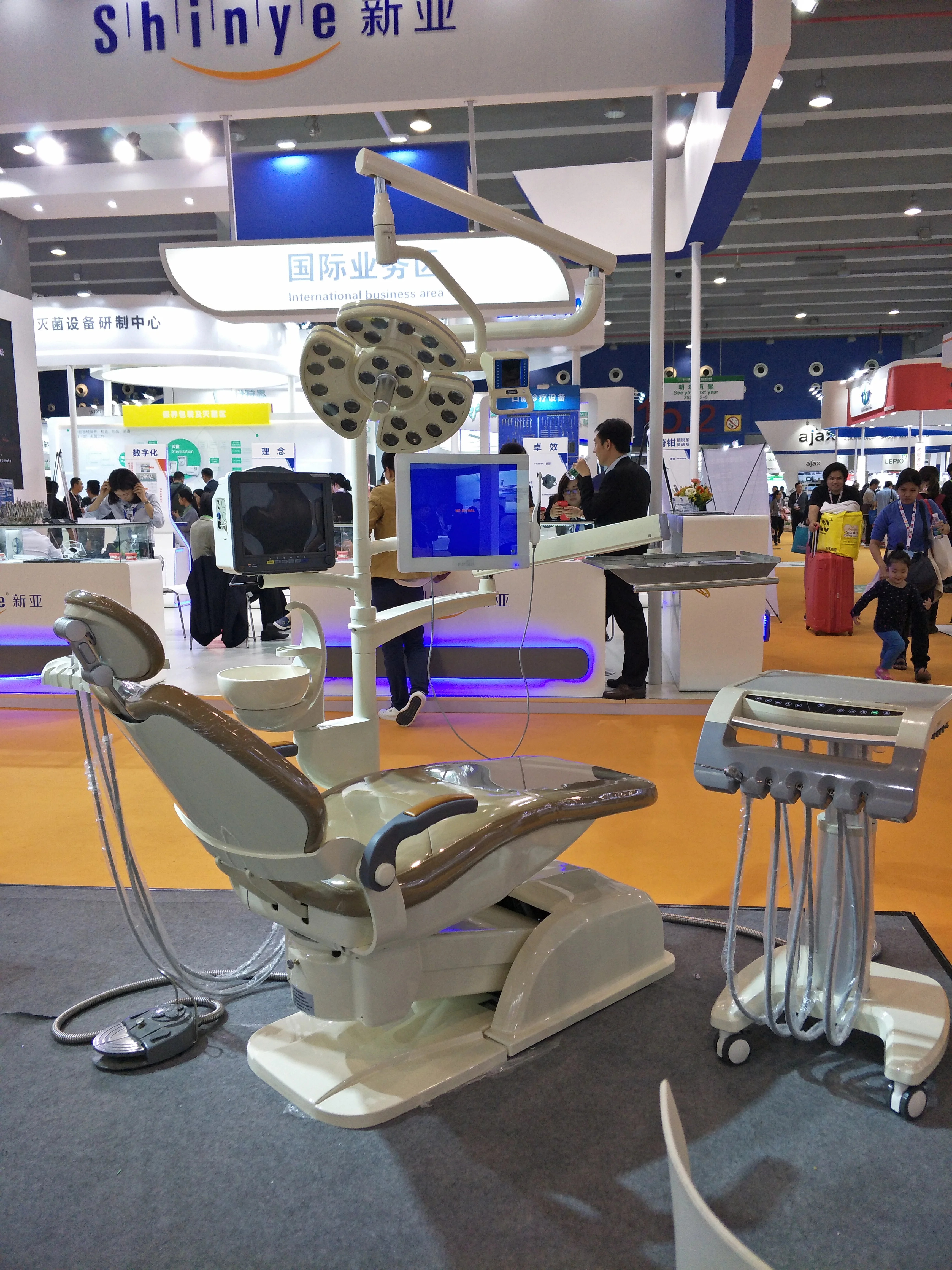 Stomatological equipment and tools Diagnostic Instrument Implant Dental Chair