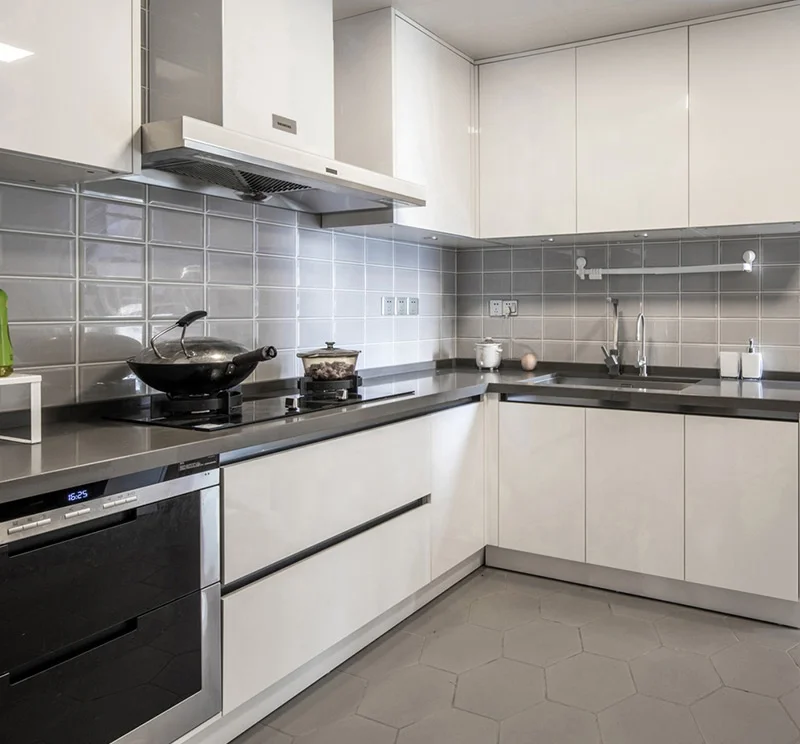 White artificial quartz kitchen counter top  custom modular kitchen cabinet set with built-in sink