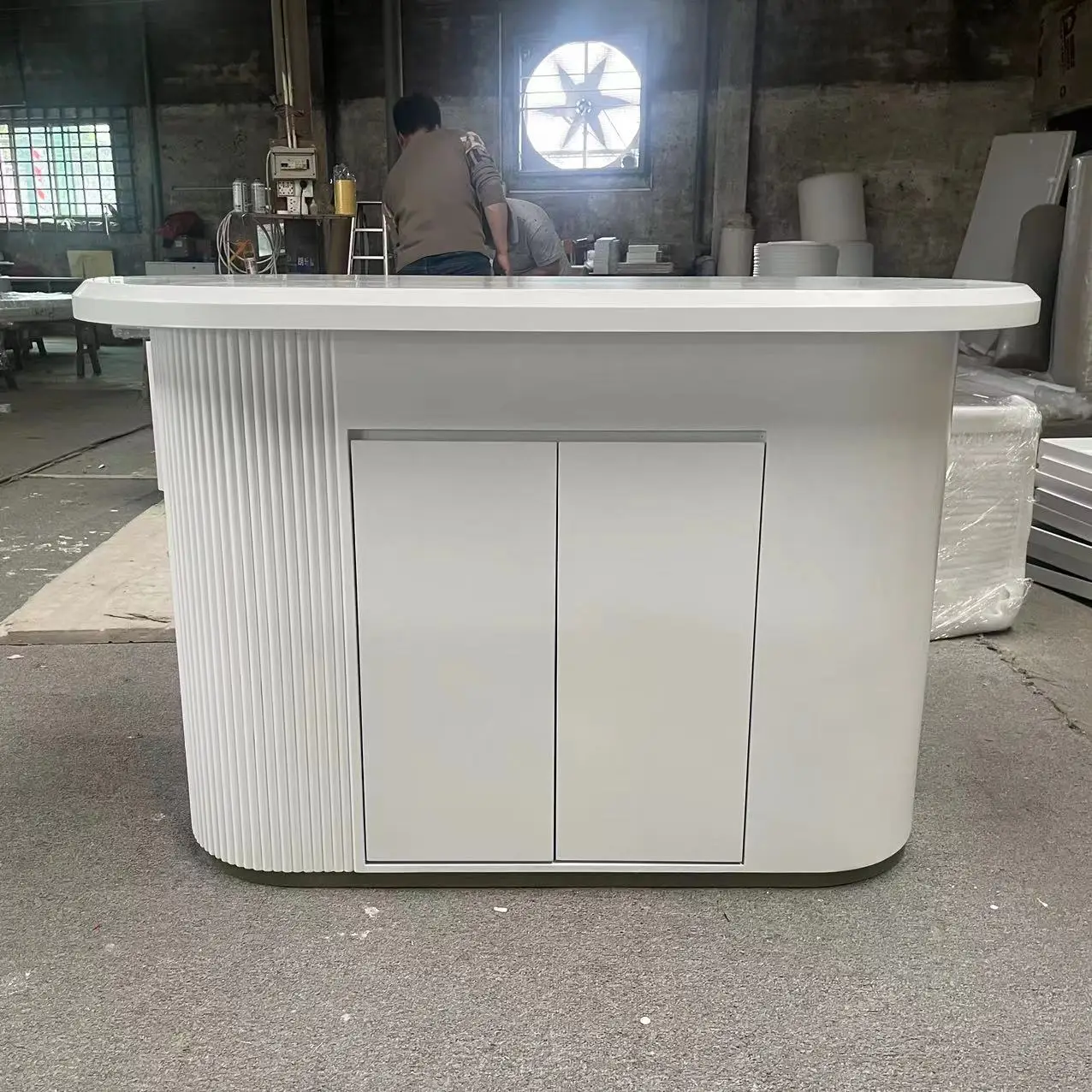 Manufacturer selling  Professional Wooden Bags Shop Interior display cabinet showcase Display Shoes Store Shops Cabinet