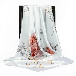 С леопардовым принте и принтом с цепочками Печатный шелковый атлас шарф для женщин роскошный фирменный дизайн, туфли с квадратным шаль Малайзия голову хиджаб