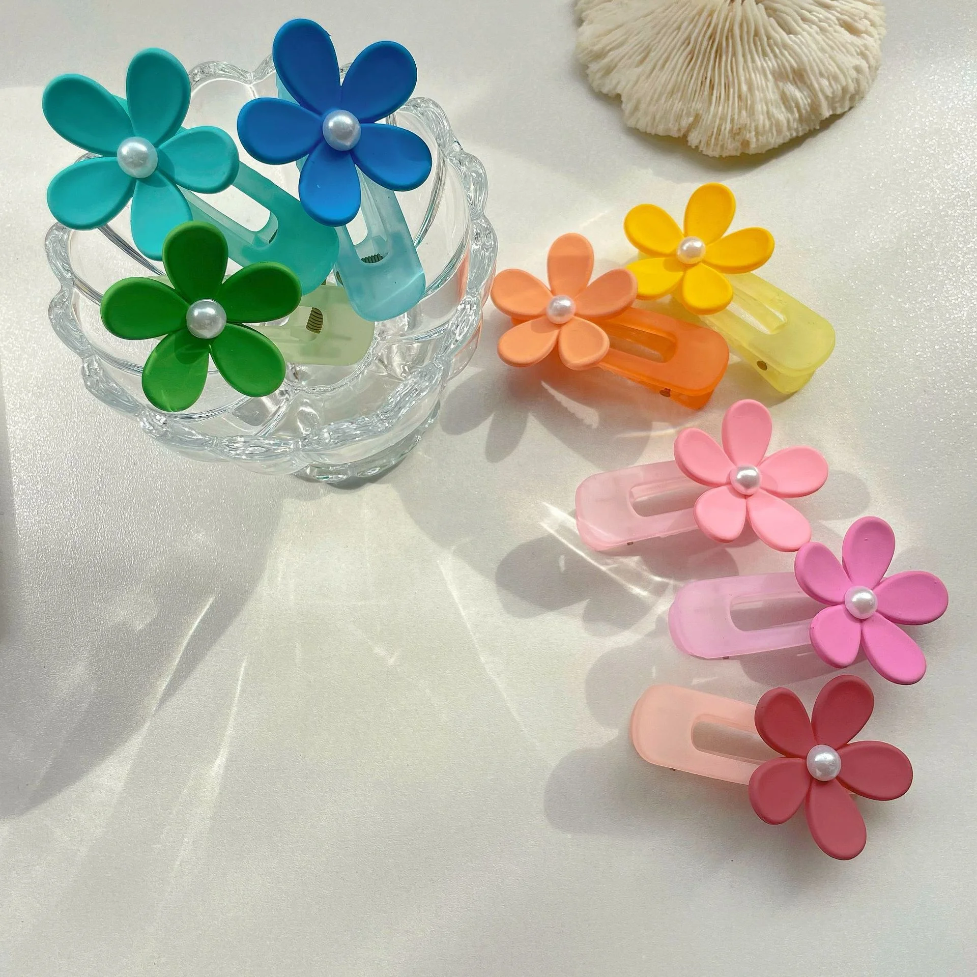 New Fashion acrylic candy hair claw clips new trending candy colors flower hair clips for summer daily accessories