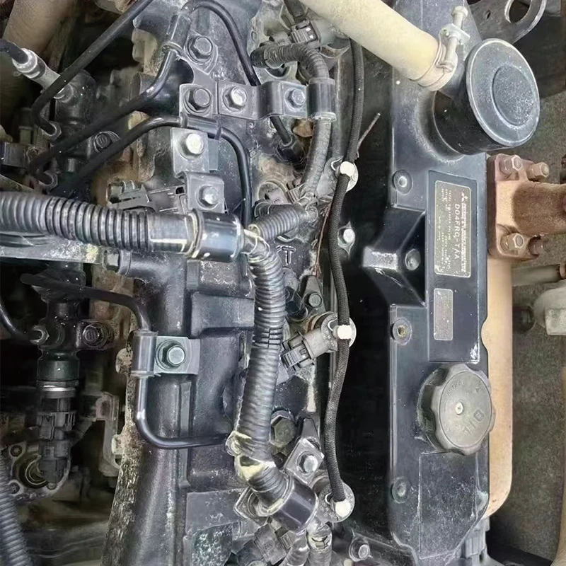 USED HYUNDAI Robex  150LVS  15 TON  HYUNDAI  DIGGER WITH ORIGINAL  SPARE PARTS  GOOD CONDITION.SECOND HAND  EXCAVATOR