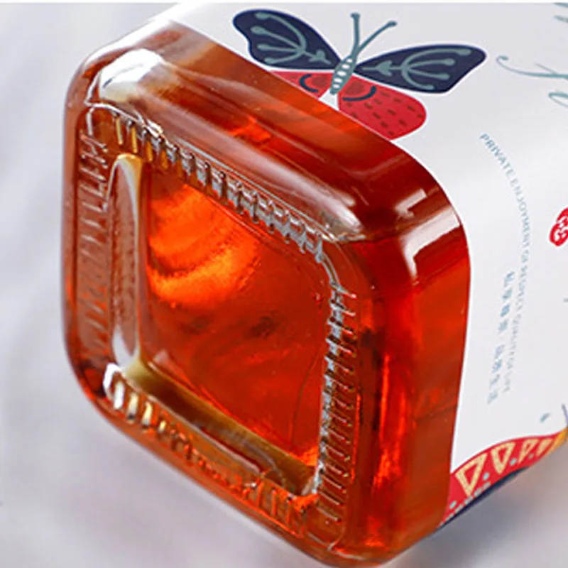 Purchase Empty Fancy Square 500ml 375ml 300ml Liquor Liqueur Whisky Whiskey Rum Alcohol Resealable Glass Bottle