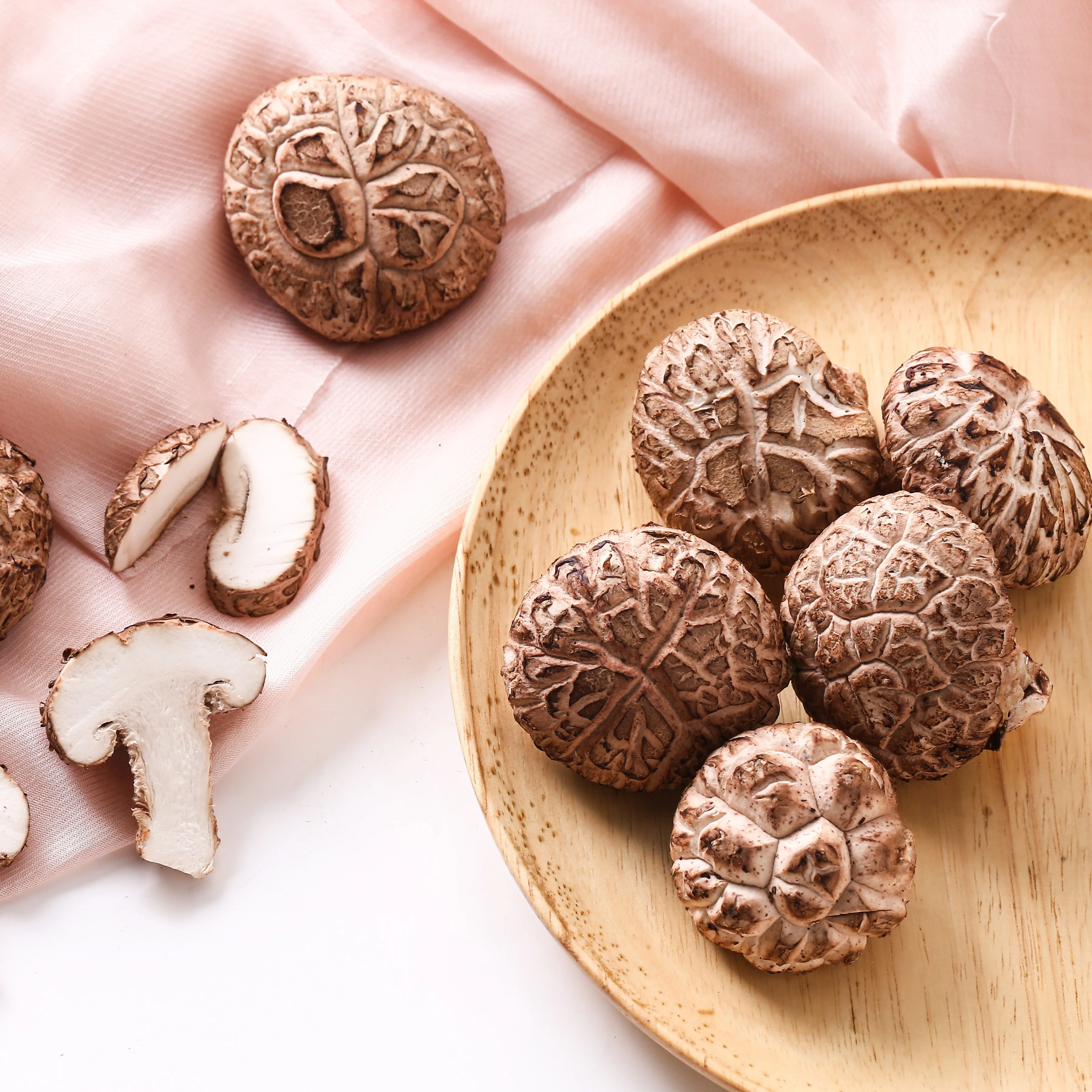 High Quality China Fresh Mushrooms Best Sale Vacuum Packed Fresh Flower Shiitake