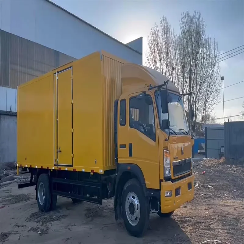 Best Price Sinotruk Howo 6 Tyre 5 8 10 tons Cargo Van Box Light Truck,High Quality