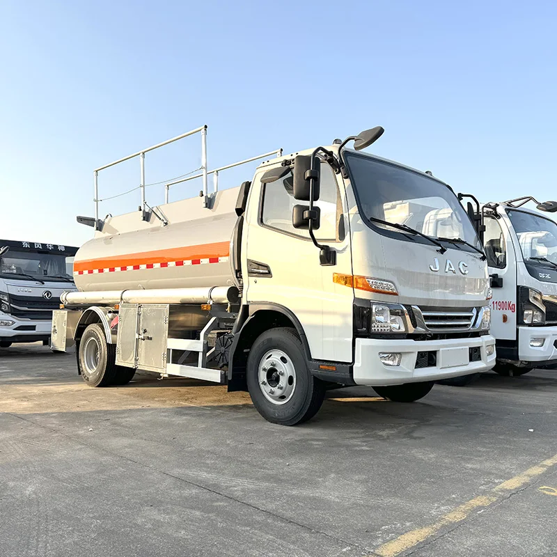 Автоцистерна JAC 4x2 8000л