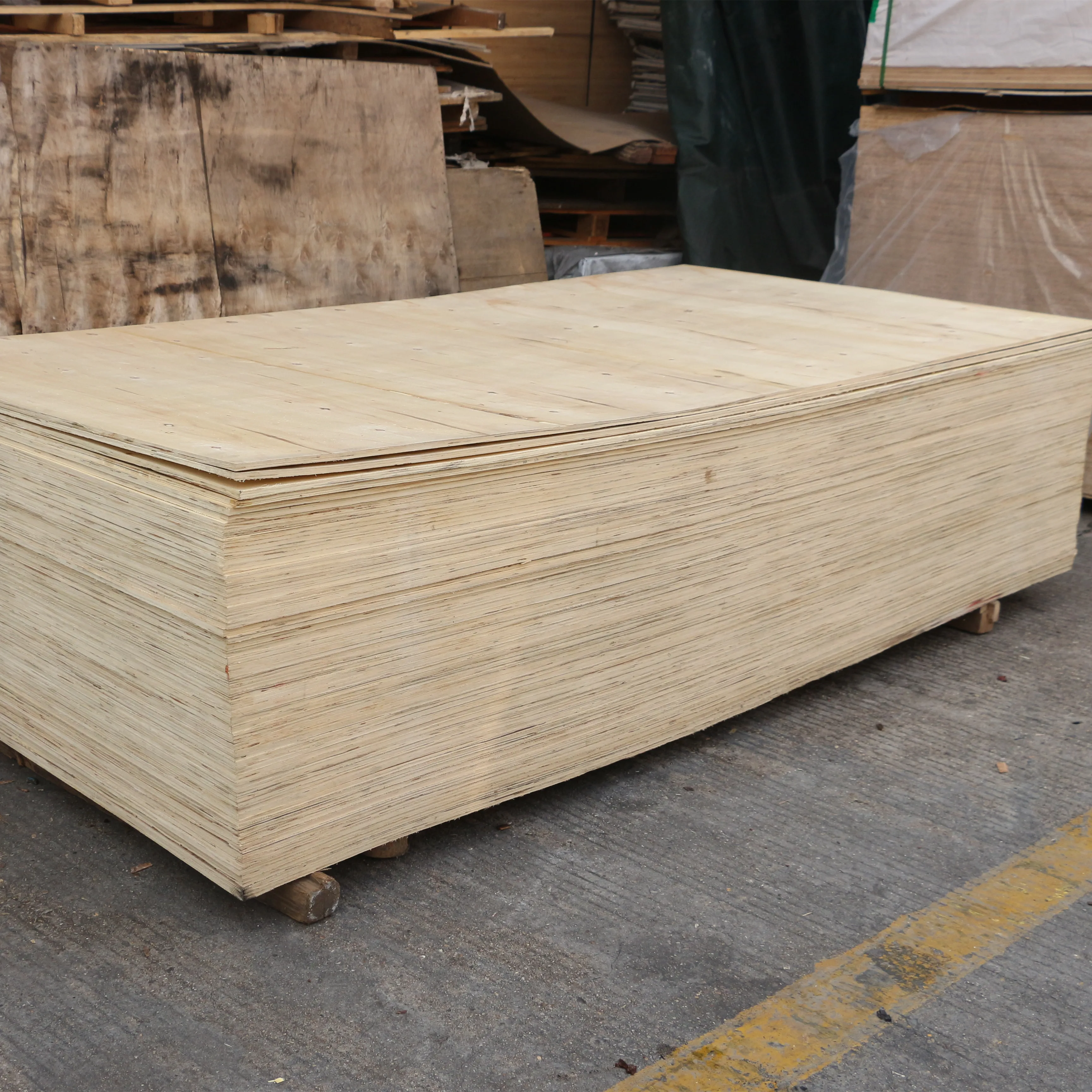 Customized furniture wood plywood sheet 12mm 18mm 24mm melamine board okoume poplar Pine laminate maple oak birch plywoods