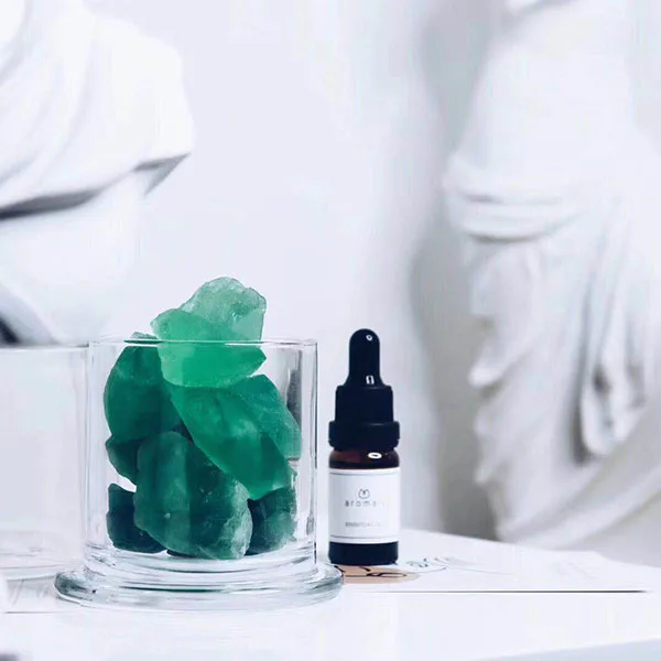 new design aroma green crystal diffuser stone with essential oil in glass holder