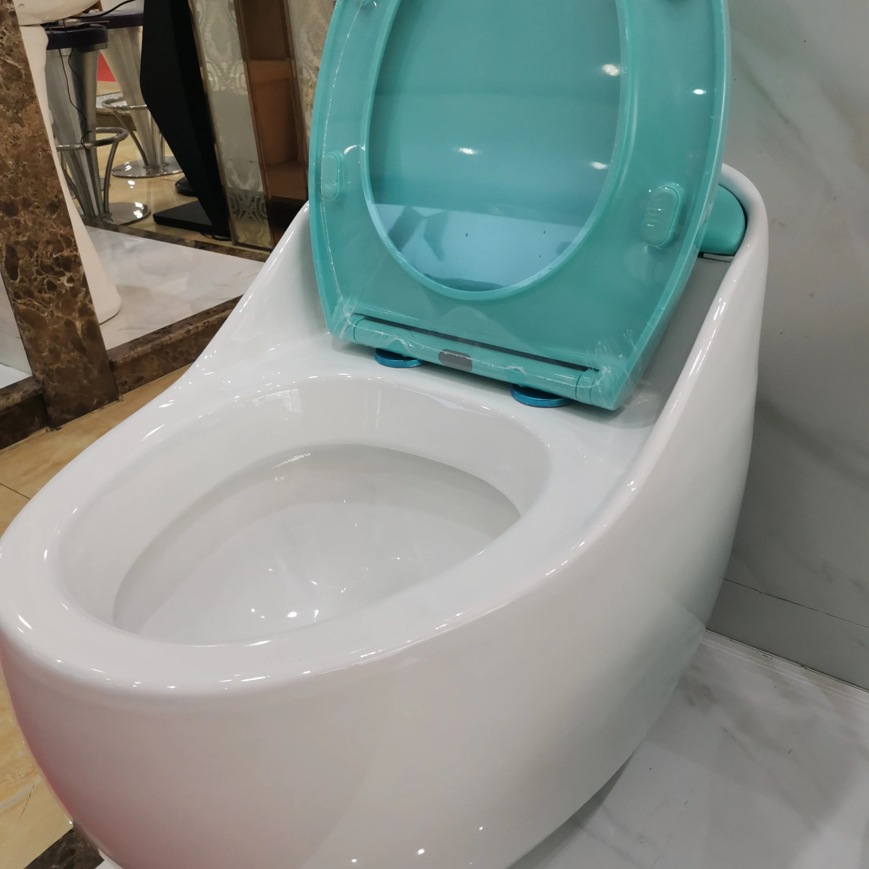 High Technology Floor Mounted Wc Toilet Color Blue And White Siphon One Piece Toilet