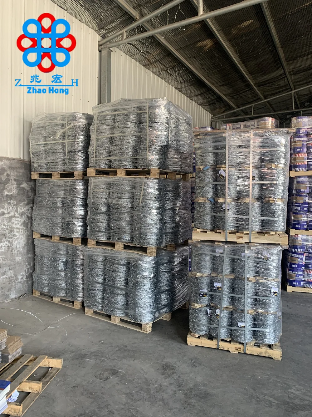 Hot Sell High Quality 50kg Galvanized Security Metal Fencing  Barbed wire Factory supply Arame Farpado Lowa Roll/Coil