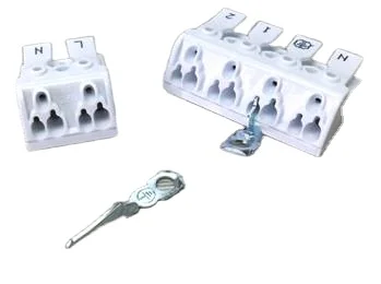 VDE 4 Pin Push in wire connector with earth plate