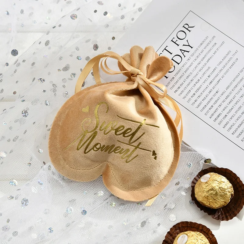 Wholesale Red Heart Birthday Christmas Wedding Gift Drawstring Velvet Cosmetic Jewelry Chocolate Candy Pouch Bag with Bowknot