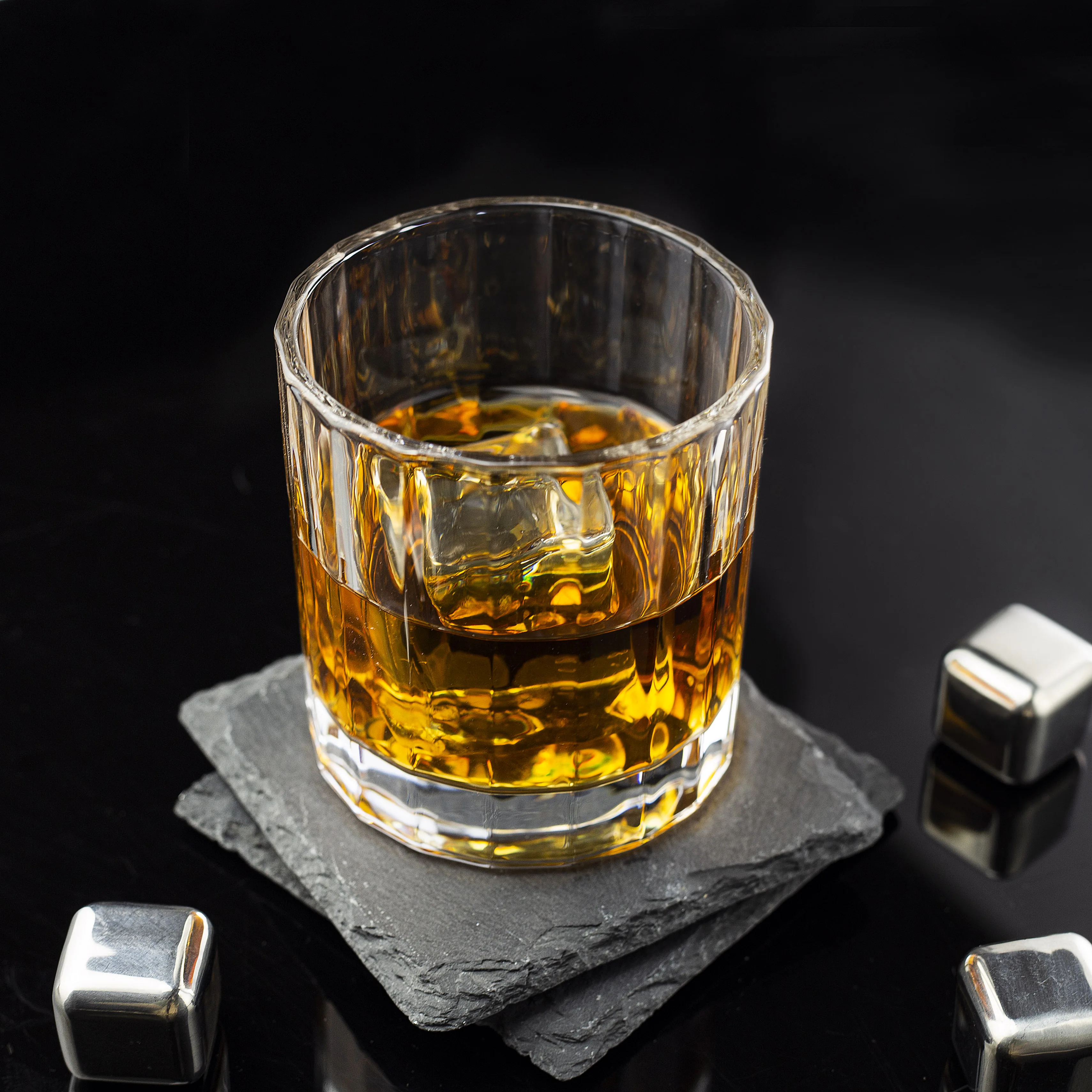 300 ml Unique Vertical Striped Glass Drinking Whiskey Whisky