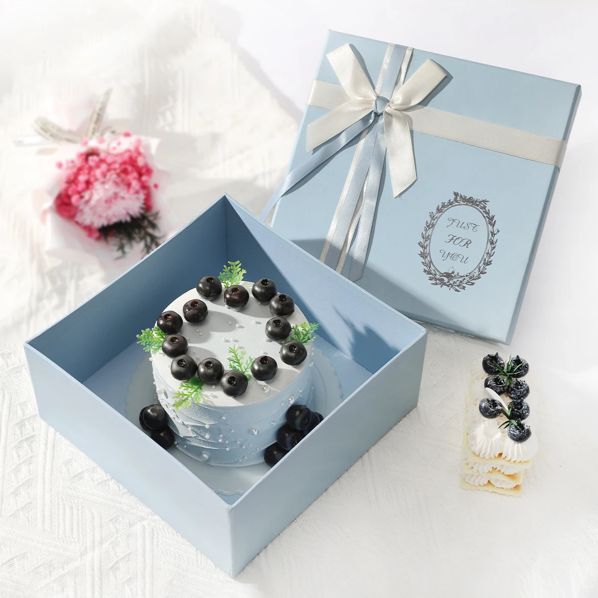 Competitive Price Souffle Cake Sweet Bakery Pizza Paper Board Packaging Box Hot Sale with UV Coating Matt Lamination for Display