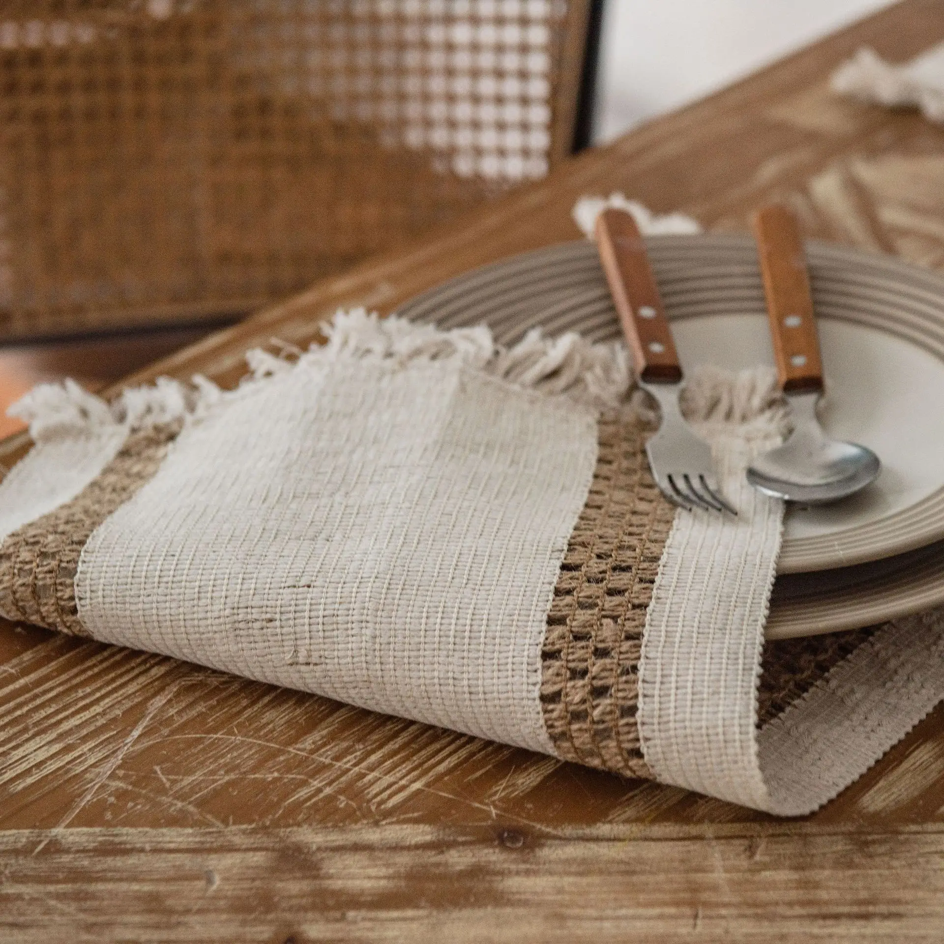 Cotton Linen Striped Stitching Two-tone Woven Tassel Table Runner