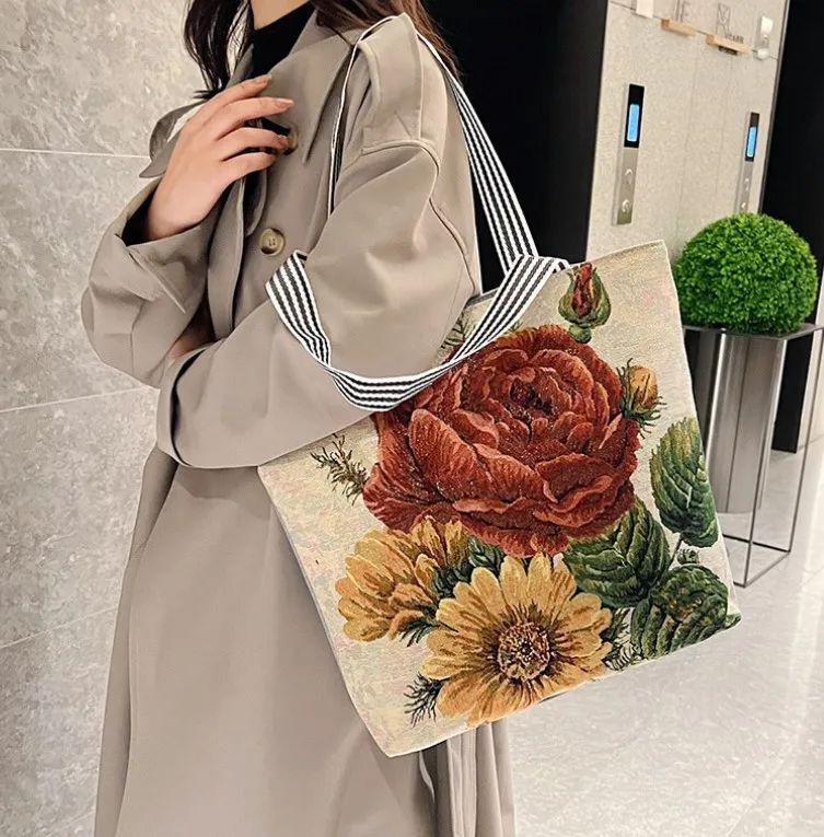 New gold silk cloth bag fashion retro leisure sunflower print canvas shoulder bag creative pattern ladies Tote bag